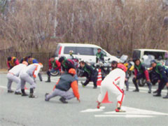 グッドライダーミーティング　ストレッチ風景